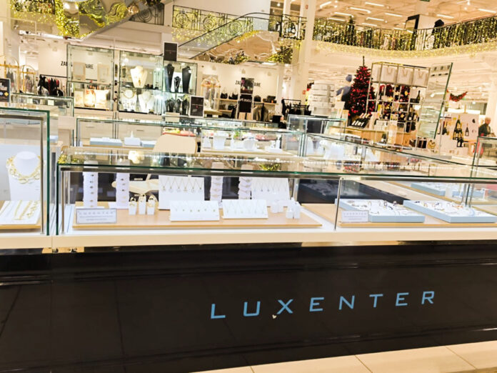 Luxenter-amplia-su-presencia-internacional-en-Galeries-Lafayette-.jpg