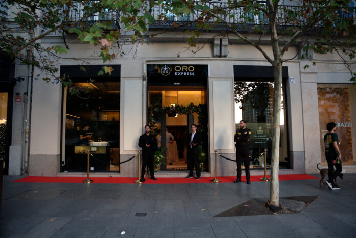La-empresa-gallega-Oro-Express-Madrid-con-la-apertura-de-su-tienda-propia-numero-1002.jpg